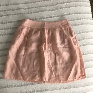 LIKE NEW LOFT SKIRT